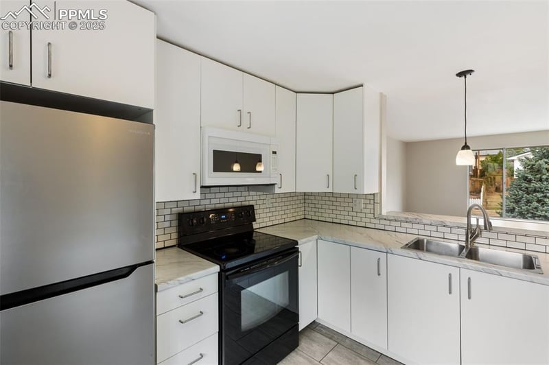 3611 Dundee Pl, Colorado Springs, CO 80910