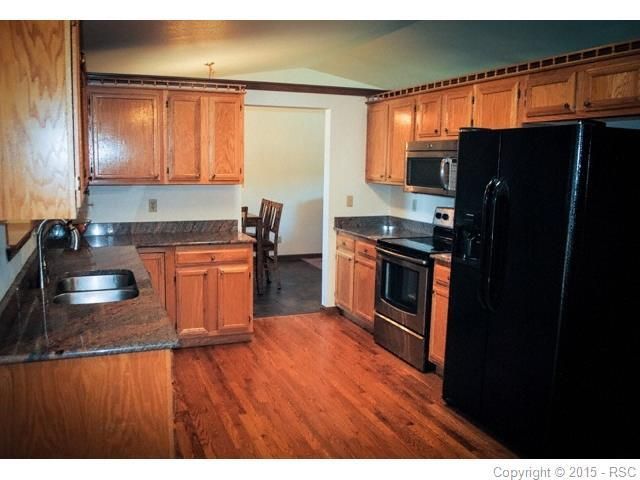 3615 Mountainside Dr, Colorado Springs, CO 80918