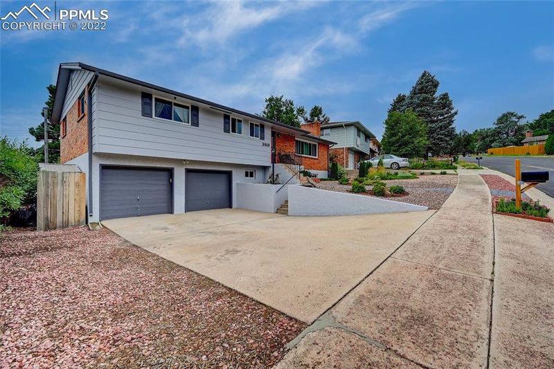 3619 Agate Dr, Colorado Springs, CO 80909