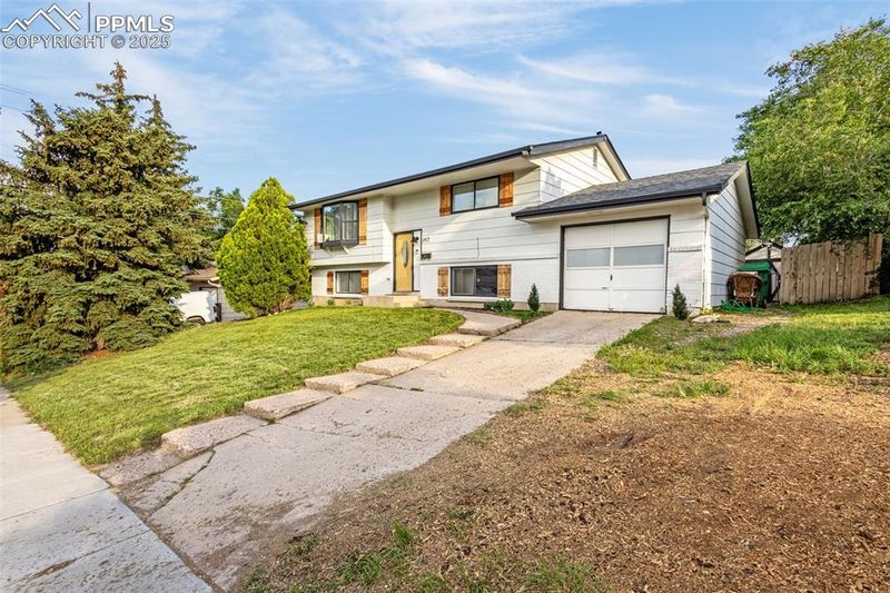 3619 Regis St, Colorado Springs, CO 80909
