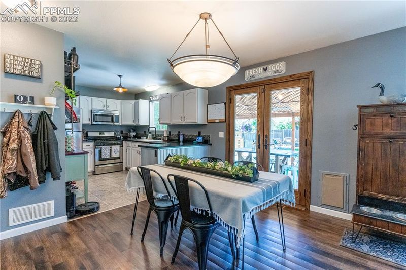 3622 Bobcat Ln, Pueblo, CO 81005