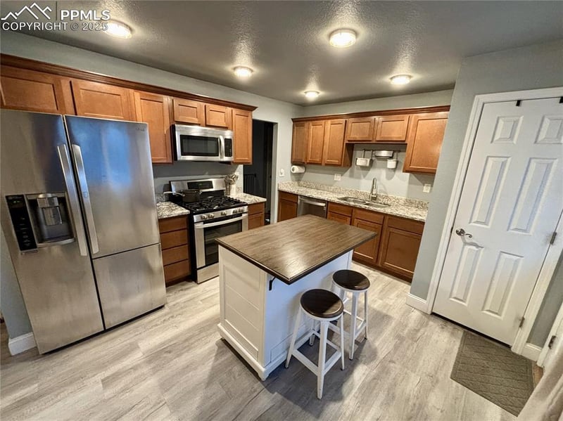 3631 Haven Cir, Colorado Springs, CO 80917