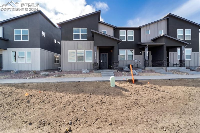 3635 Levy Park Dr, Colorado Springs, CO 80922