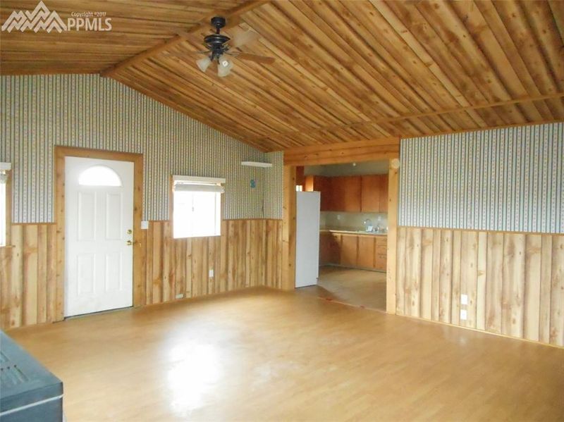 36510 E Ramah Rd, Ramah, CO 80932