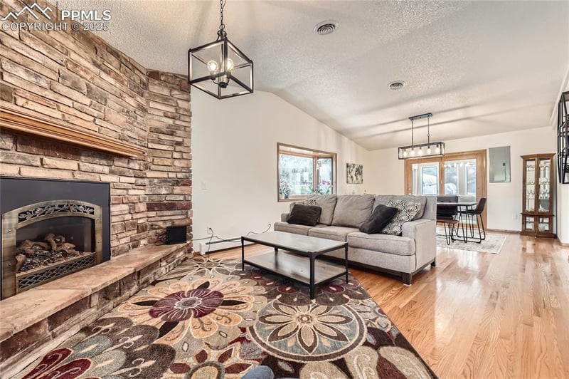 3660 E Wade Ln, Colorado Springs, CO 80917
