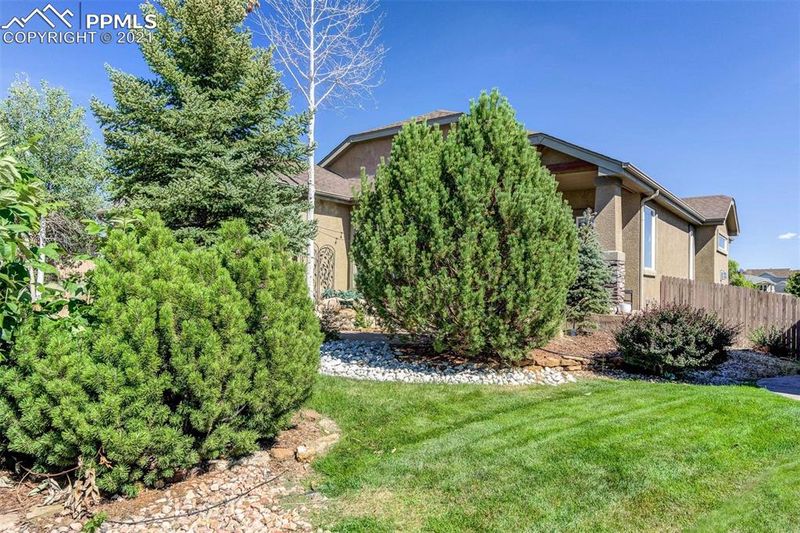 3662 Oak Meadow Dr, Colorado Springs, CO 80920