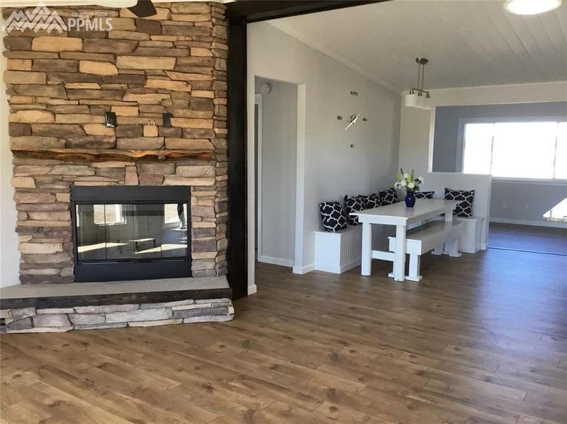 367 E Longbow Dr, Divide, CO 80814