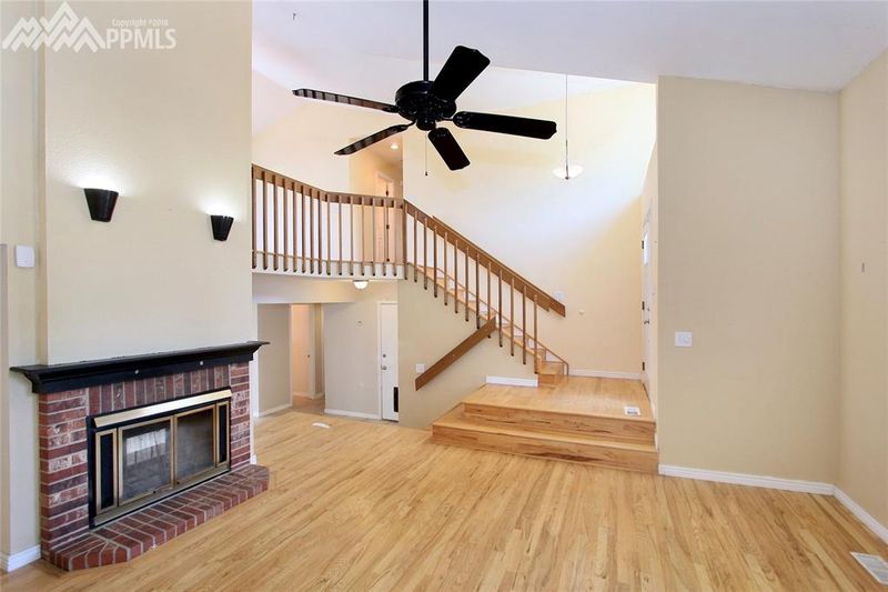 3680 Hickory Hill Dr, Colorado Springs, CO 80906