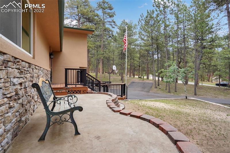 3680 Highview Dr, Colorado Springs, CO 80908