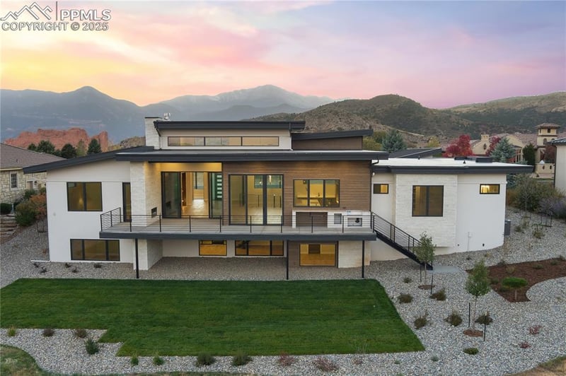 3685 Hill Cir, Colorado Springs, CO 80904