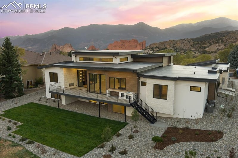 3685 Hill Cir, Colorado Springs, CO 80904