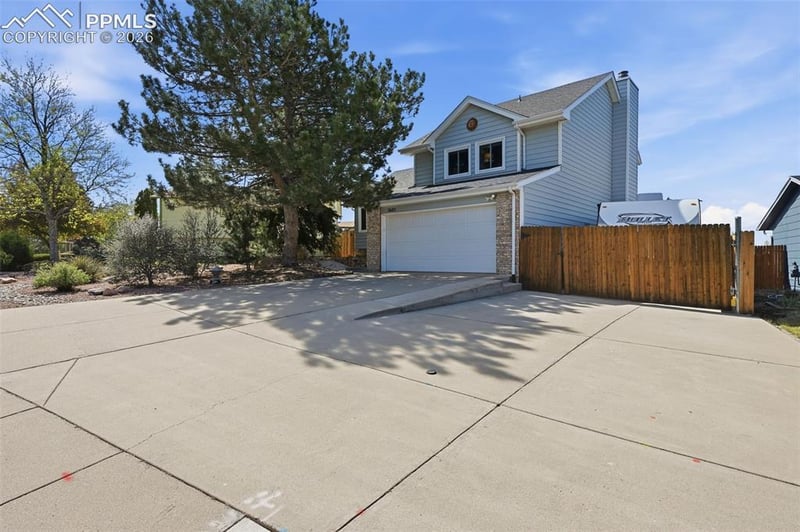 3685 Misty Meadows Dr, Colorado Springs, CO 80920