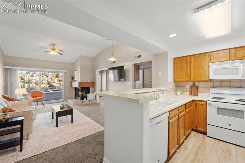 3692 Iguana Dr, Colorado Springs, CO 80910