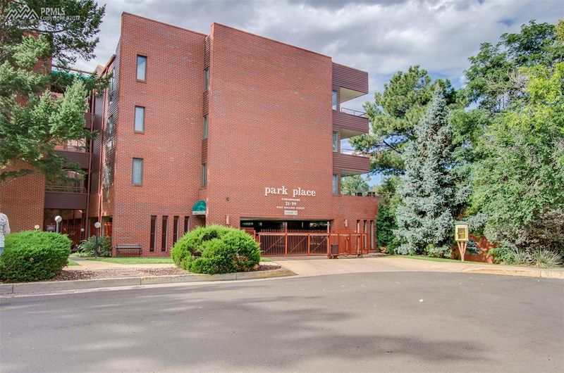 37 W Boulder St, Colorado Springs, CO 80903