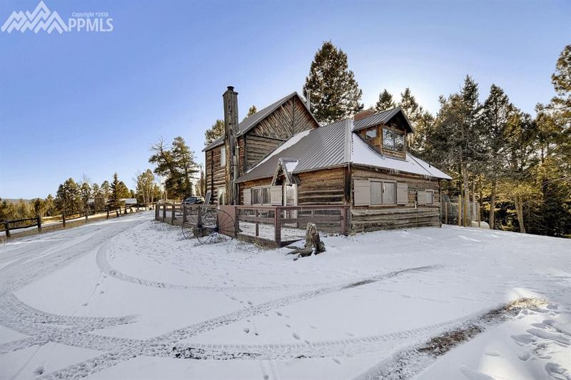 37 Lost Lake Dr, Divide, CO 80814