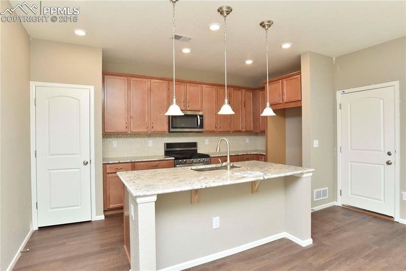 3710 N Meadows Dr, Castle Rock, CO 80109