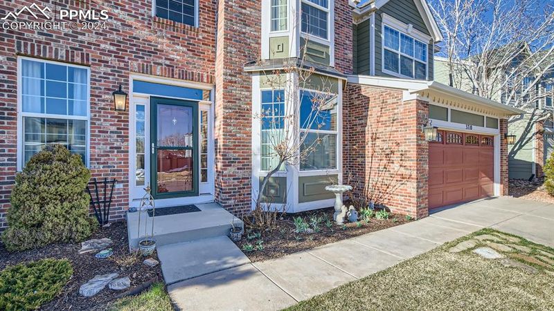 3710 Pony Tracks Dr, Colorado Springs, CO 80922