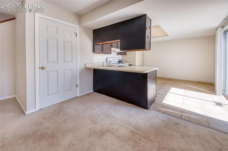 372 Cobblestone Dr, Colorado Springs, CO 80906