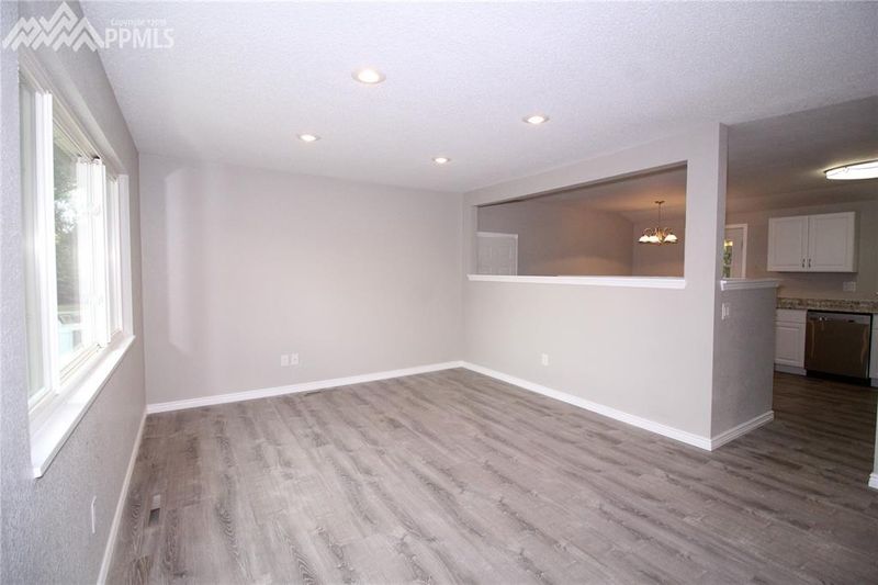 3721 Surrey Ln, Colorado Springs, CO 80918