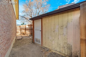 373 Kenwood Cir, Colorado Springs, CO 80910