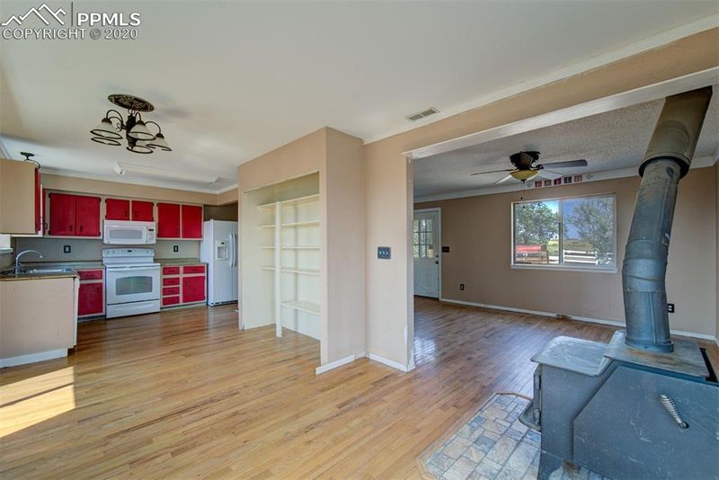 3730 Broken Arrow Dr, Peyton, CO 80831
