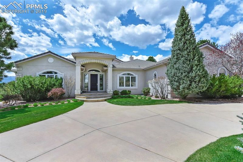 3730 Camels Vw, Colorado Springs, CO 80904