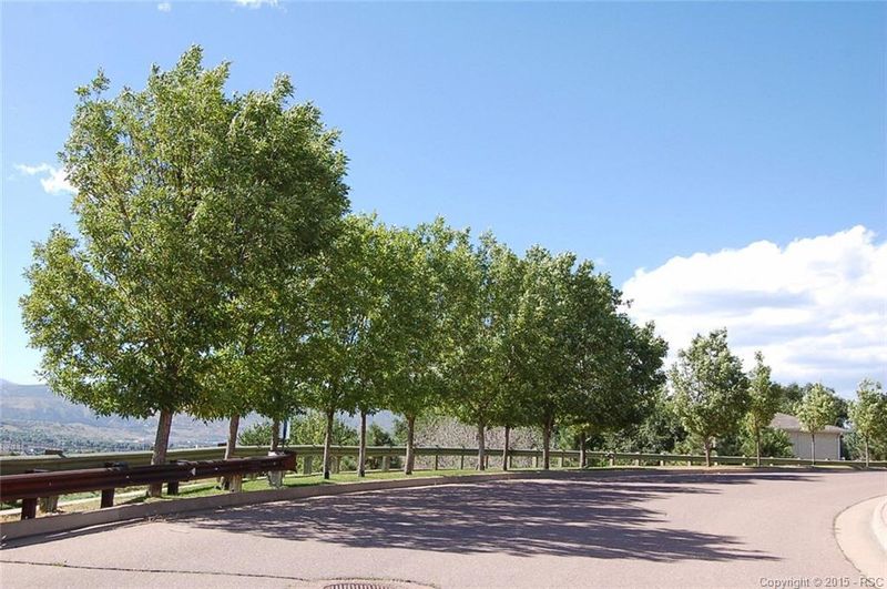 3731 Scott Ln, Colorado Springs, CO 80907