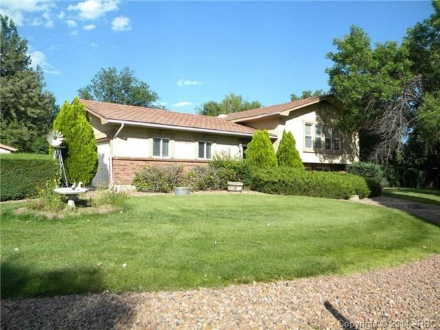 3735 W Cresta Loma Cir, Colorado Springs, CO 80911