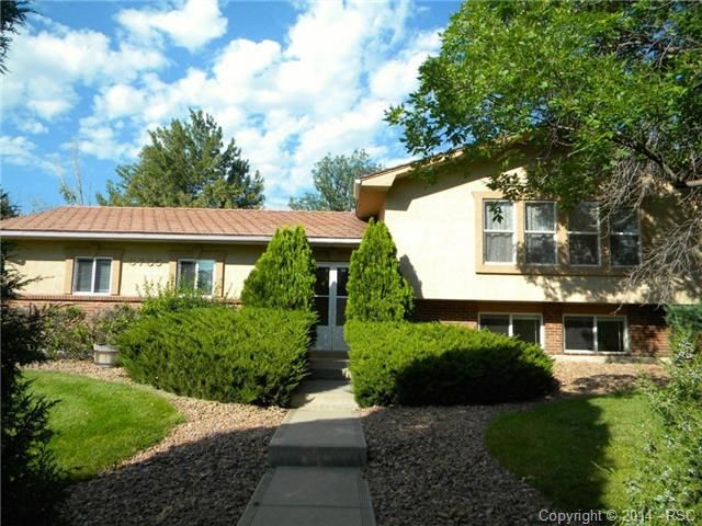3735 W Cresta Loma Cir, Colorado Springs, CO 80911