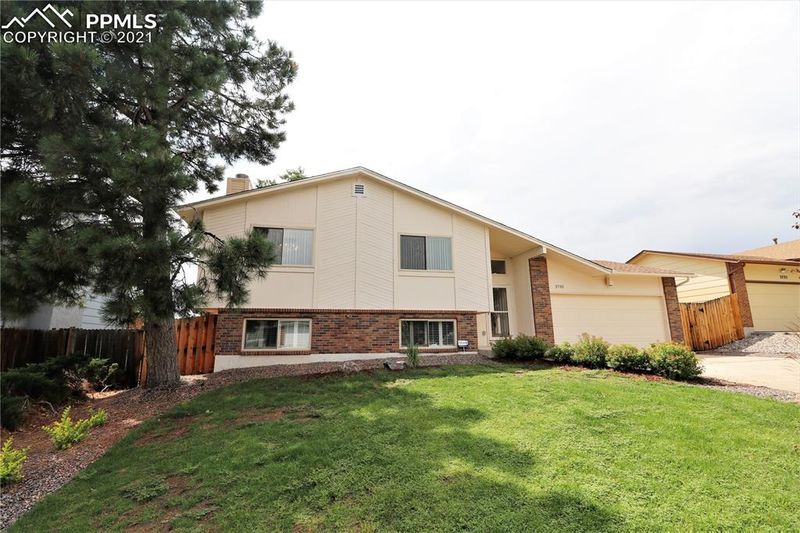 3735 Misty Meadows Dr, Colorado Springs, CO 80920