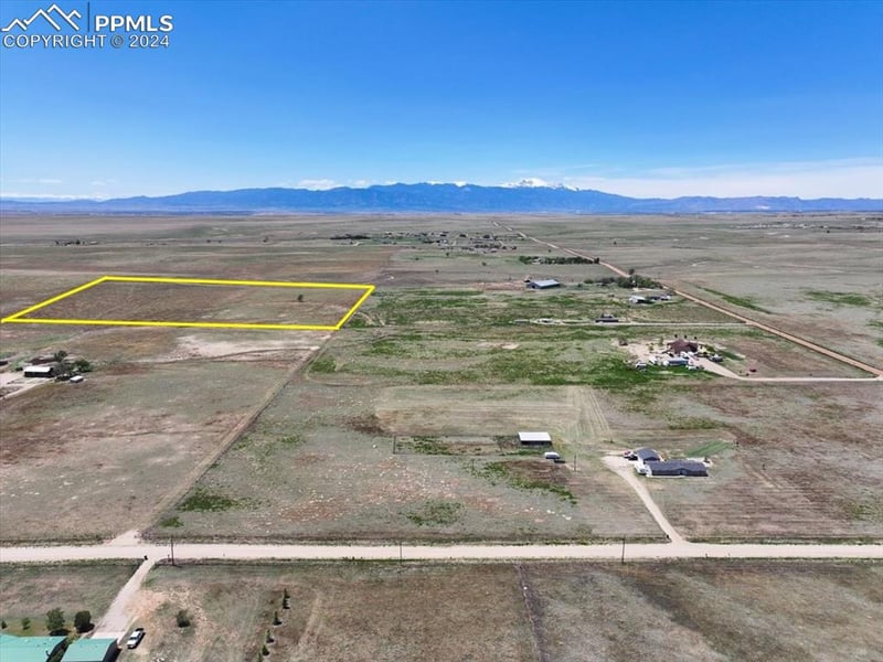 3740 Hemmingway Rd, Colorado Springs, CO 80930