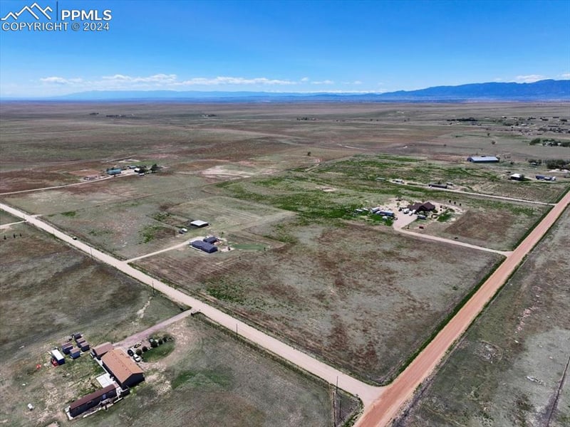 3740 Hemmingway Rd, Colorado Springs, CO 80930