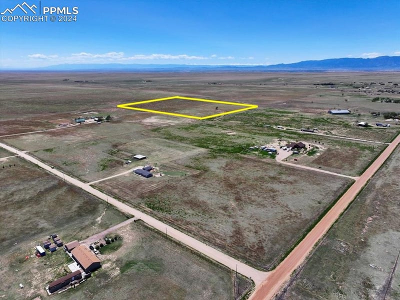 3740 Hemmingway Rd, Colorado Springs, CO 80930