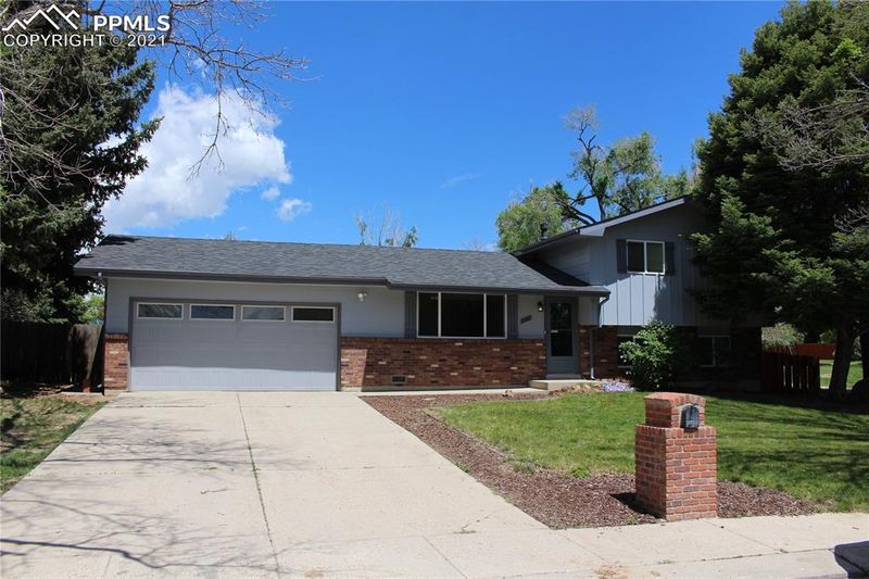 3745 E Quiet Cir, Colorado Springs, CO 80917