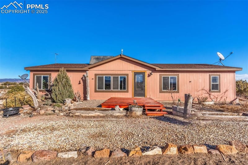 375 14th St, Penrose, CO 81240
