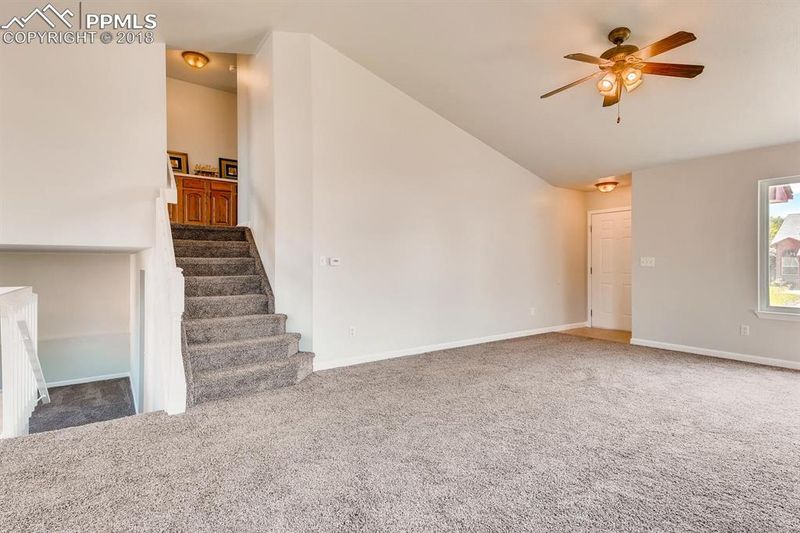 375 Oneil Ct, Colorado Springs, CO 80911