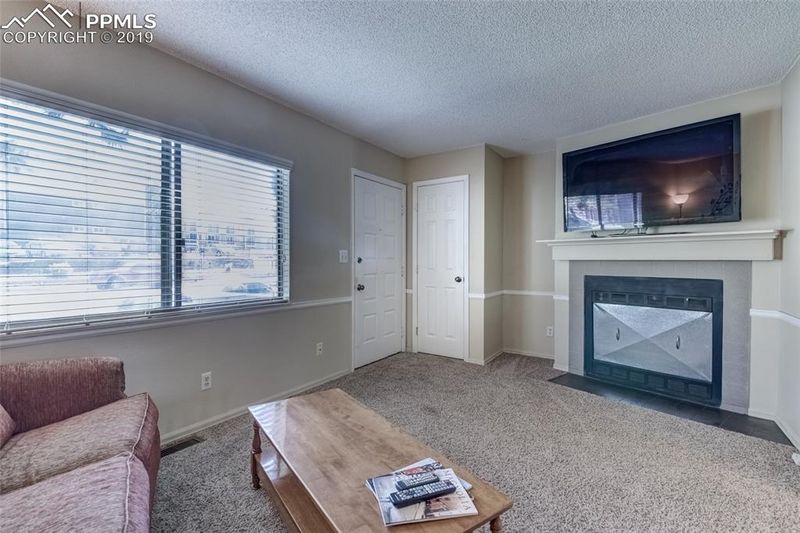 3750 Oro Blanco Dr, Colorado Springs, CO 80917
