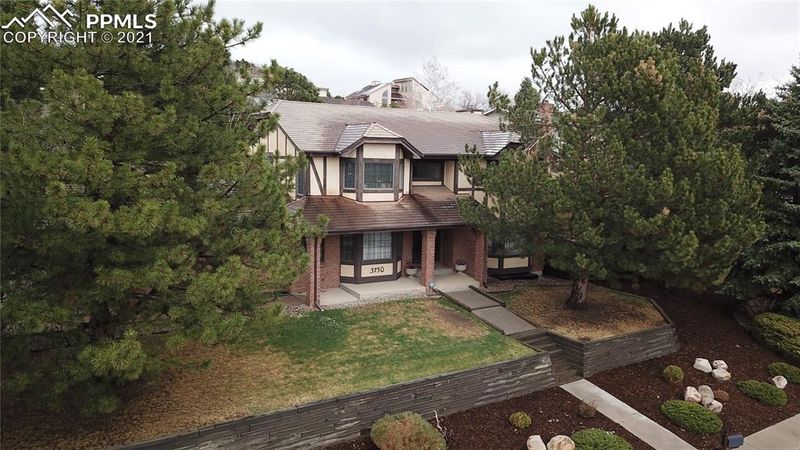 3750 Saddle Rock Rd, Colorado Springs, CO 80918