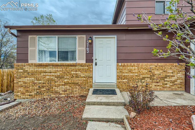 3762 Red Cedar Dr, Colorado Springs, CO 80906