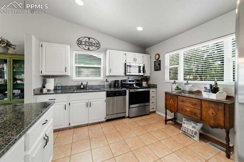 3775 Windmill Ct, Colorado Springs, CO 80907