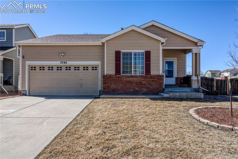 3790 Range Dr, Colorado Springs, CO 80922