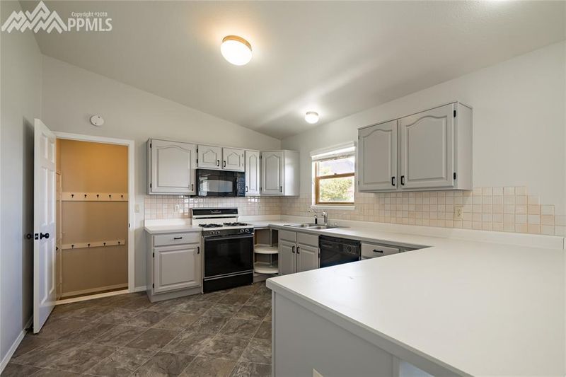 3795 Spaatz Rd, Monument, CO 80132