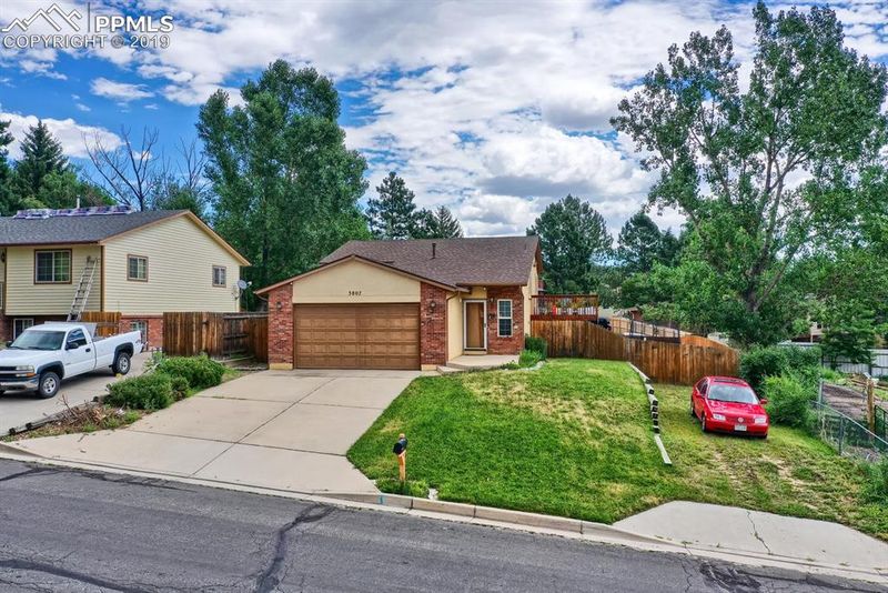 3807 N Hancock Ave, Colorado Springs, CO 80907