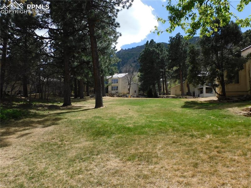 3810 Hermitage Dr, Colorado Springs, CO 80906