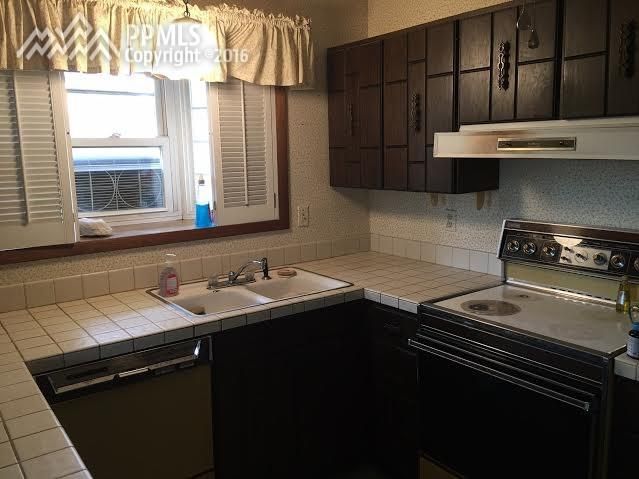 3810 Somerset St, Colorado Springs, CO 80907