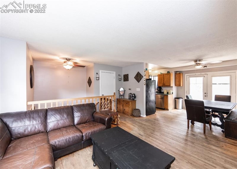 3815 Mesa Grande Dr, Colorado Springs, CO 80918