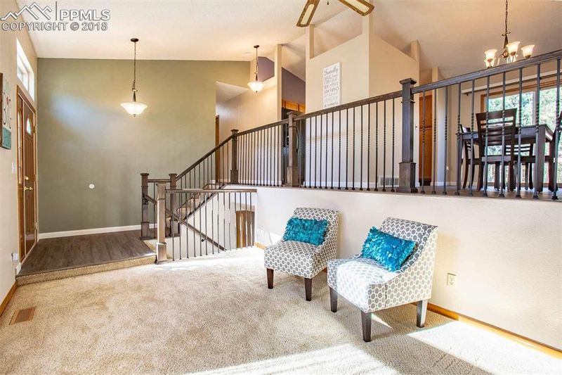 3816 Summer Breeze Dr, Colorado Springs, CO 80918