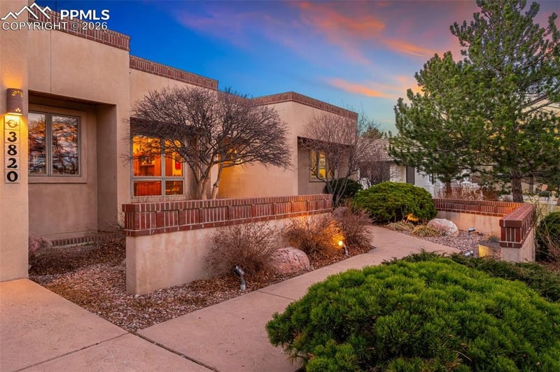 3820 Camels Vw, Colorado Springs, CO 80904