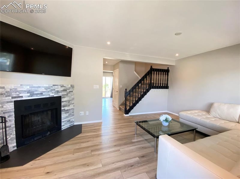 3820 Oro Blanco Dr, Colorado Springs, CO 80917