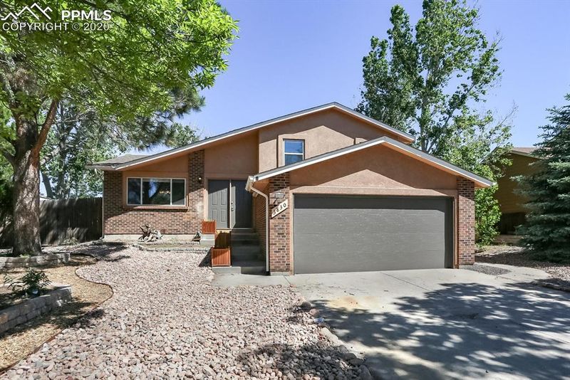 3830 Dewpoint Dr, Colorado Springs, CO 80920